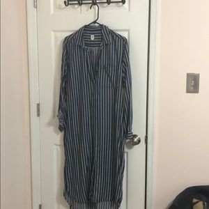 Gap blue and white stripped dress with pocket